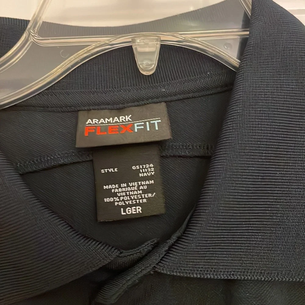 NWOT Aramark (Flex Fit) short sleeves navy blue polo shirt. Size L - Picture 10 of 15